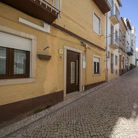 A Casinha Avo Mariana 53 Apartment Nazare Exterior photo